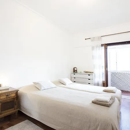 Calm, Central, Adventurous Flat *