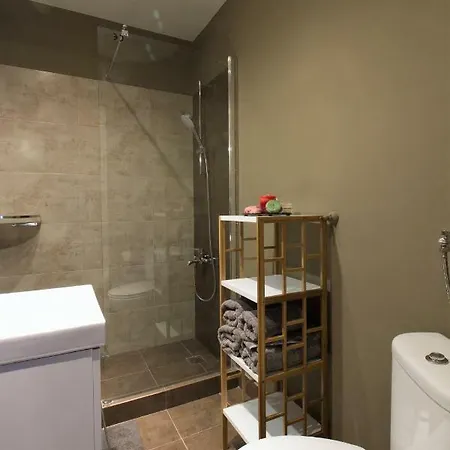 Calm, Central, Adventurous Flat Apartment Lissabon